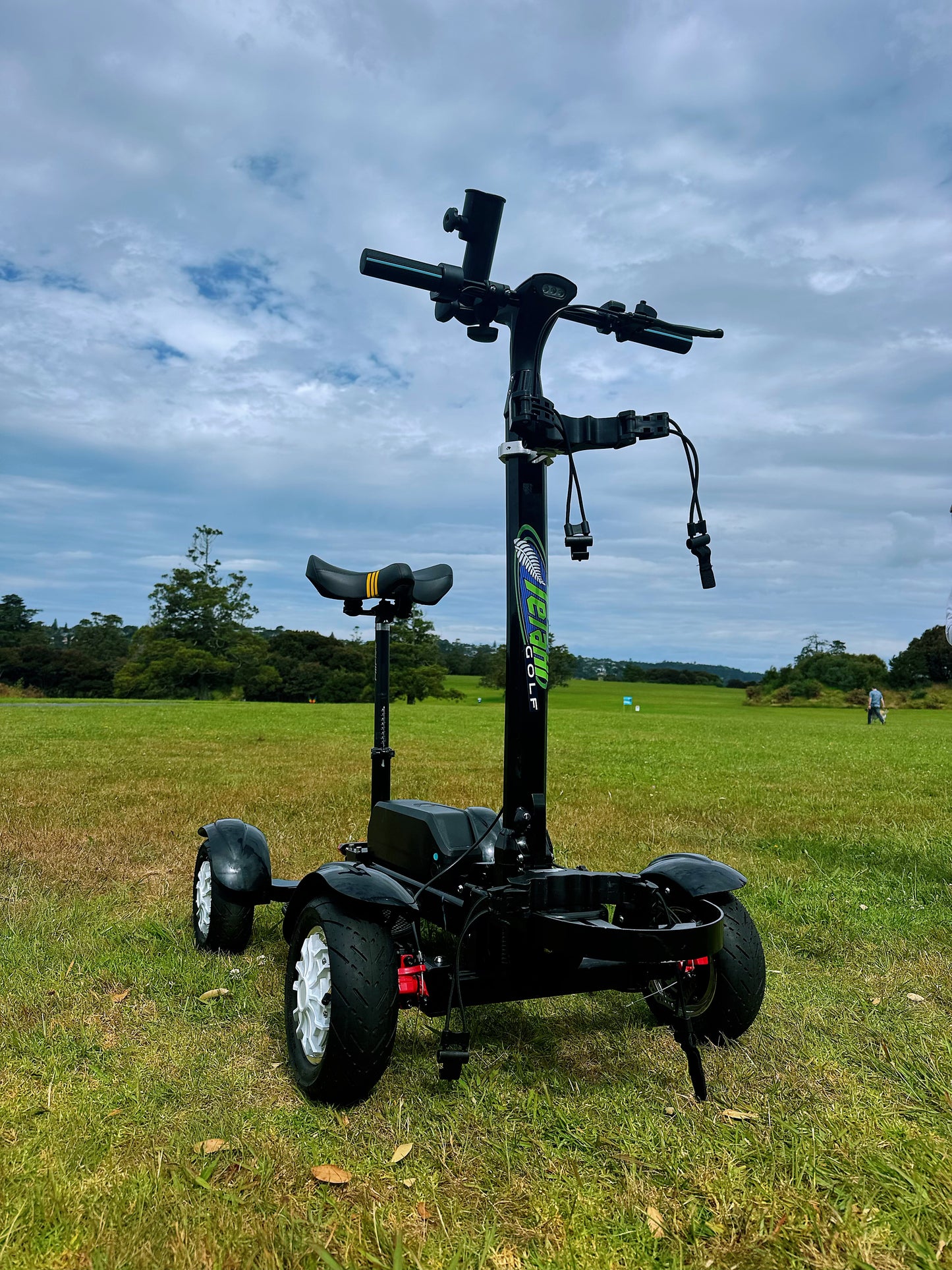 TETAHI Golf Scooter – Foldable Electric Golf Cart NZ | 36 Holes per Charge